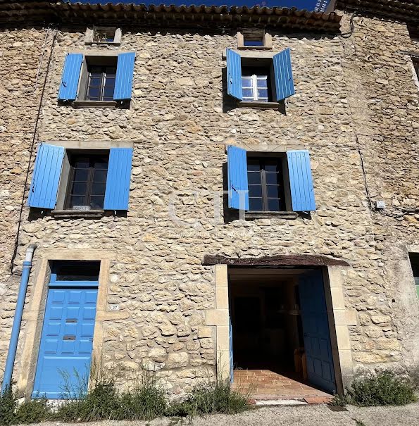 Vente propriété 4 pièces 136 m² à Vaison-la-Romaine (84110), 220 000 €