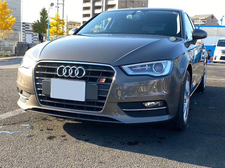 A3 スポーツバックの洗車・三色彩道・テレビキャンセラーに関するカスタム事例の投稿画像5枚目