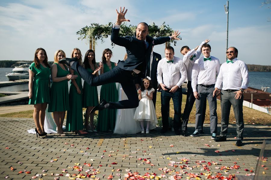 Fotógrafo de casamento Aleksandr Tataev (tratata). Foto de 28 de julho 2017