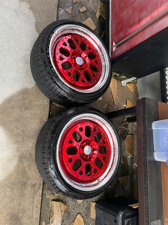 カローラスポーツのworkwheels・Seeker GX・キャンディレッド・売りますに関するカスタム事例の投稿画像3枚目