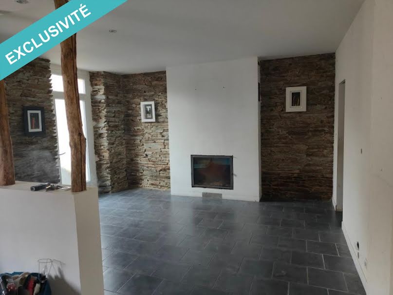 Vente maison 7 pièces 190 m² à Loire (49440), 173 400 €