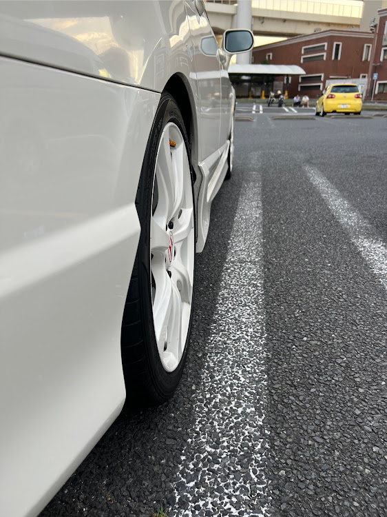 シビックタイプRのVTECはいいぞ〜・テールランプ塗装・テールランプスモーク・ホイールスペーサー取付・エンジンオイル交換に関するカスタム事例の投稿画像5枚目