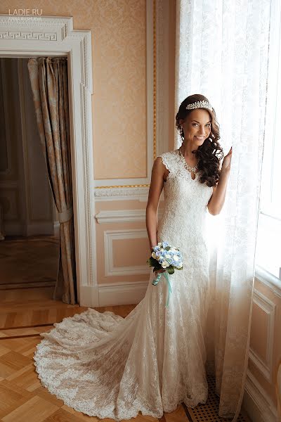 Wedding photographer Anna Bushueva (ladie). Photo of 7 August 2014