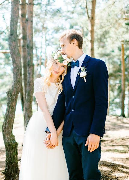 Wedding photographer Luiza Smirnova (luizasmirnova). Photo of 9 October 2015