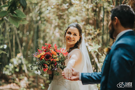 Bryllupsfotograf Larissa Levitar (larilevitar). Bilde av 15 desember 2021