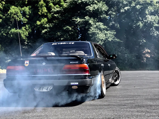 ローレル のドリフト ドライブ サーキット 車好き女子 女子に関するカスタム メンテナンスの投稿画像 車のカスタム情報はcartune