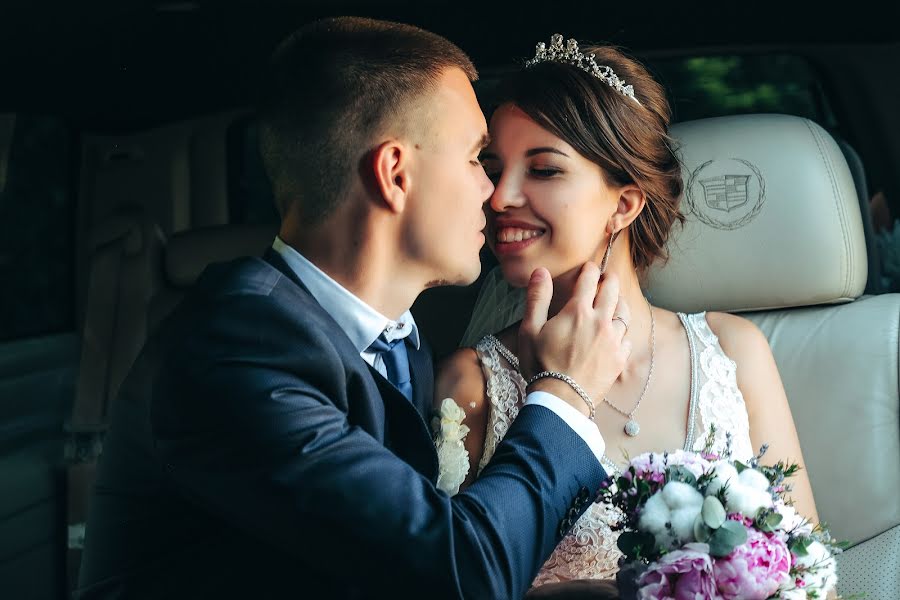 Fotografo di matrimoni Irina Sycheva (iraowl). Foto del 27 agosto 2020