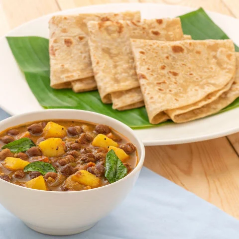 Black Chana With Paratha