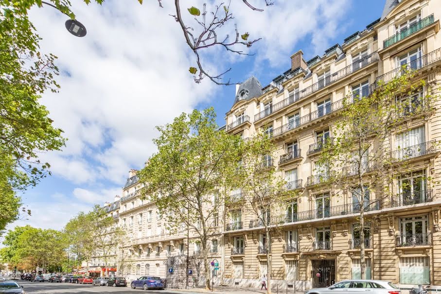 Vente parking 1 pièce 11 m² à Paris 17ème (75017), 75 000 €