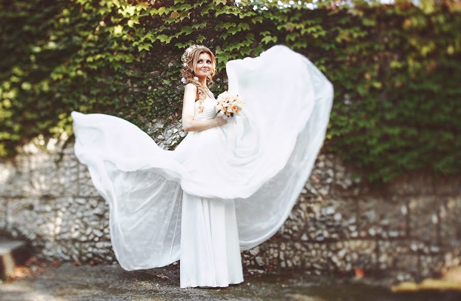 Wedding photographer Anna Tkachenko (phototea). Photo of 14 September 2013