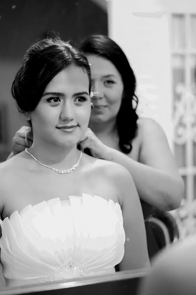 Nhiếp ảnh gia ảnh cưới Ernesto Leon Mejia Isaza (ernestoleon24). Ảnh của 2 tháng 6 2018