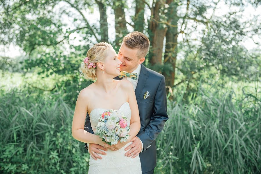 Fotógrafo de casamento Julia Sikira (sikira). Foto de 12 de janeiro 2020