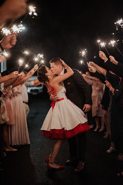 Jurufoto perkahwinan Gergely Vécsei (vecseiphoto). Foto pada 5 Februari