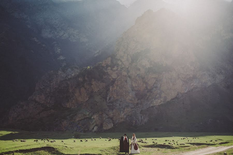 Fotografer pernikahan Maks Kerzhencev (maxkerzh). Foto tanggal 7 Mei 2014