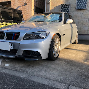 3シリーズ セダン 325i