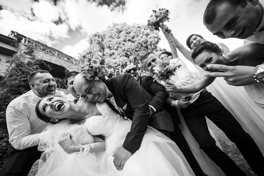 Photographe de mariage Petko Momchilov (petkomomchilov). Photo du 3 novembre 2017