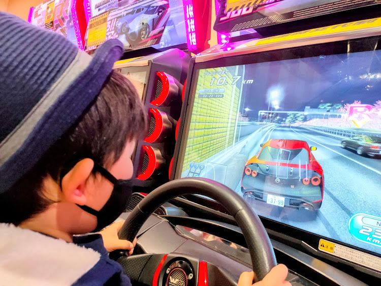 R2のブレーキキャリパー塗装・トミカ・ゲームパニックつくば・天皇誕生日に関するカスタム事例の投稿画像4枚目