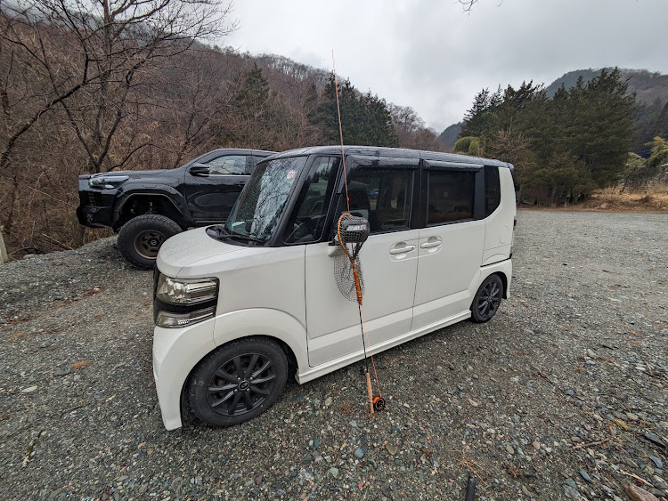 Nボックスカスタムのエヌボ・雨の釣りーんぐ・山女ゲット・今夜のおつまみに関するカスタム事例の投稿画像1枚目