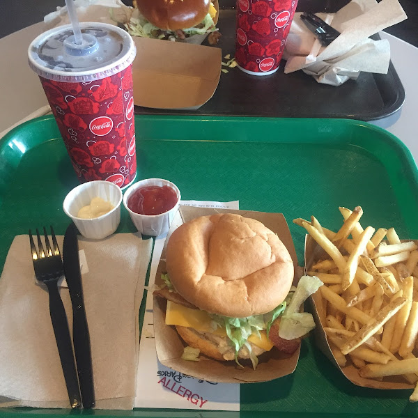 Gluten-Free Fries at Cosmic Ray's Starlight Cafe