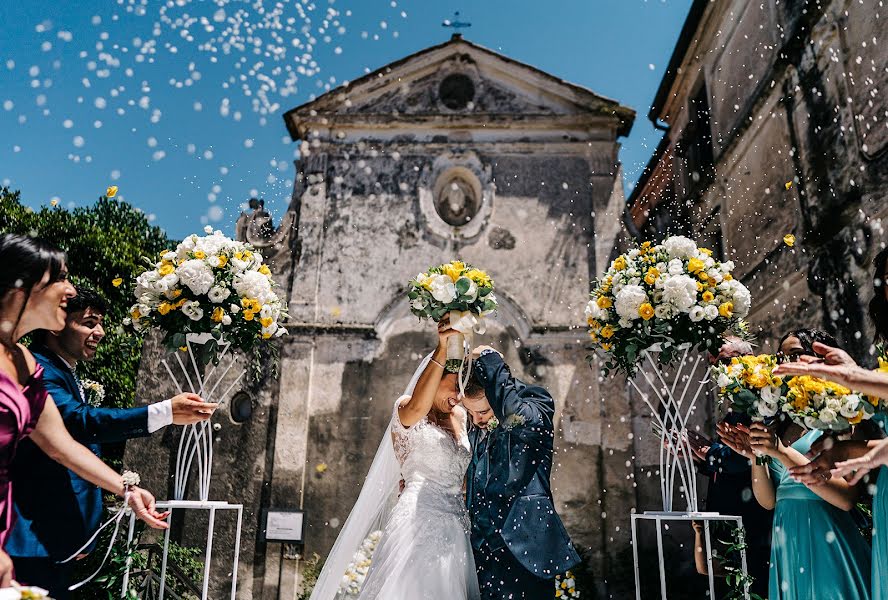 Fotografo di matrimoni Vincenzo Tortorella (tortorella). Foto del 27 luglio 2023