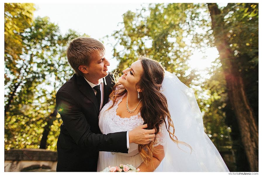 Wedding photographer Viktoriya Khruleva (victori). Photo of 17 October 2013