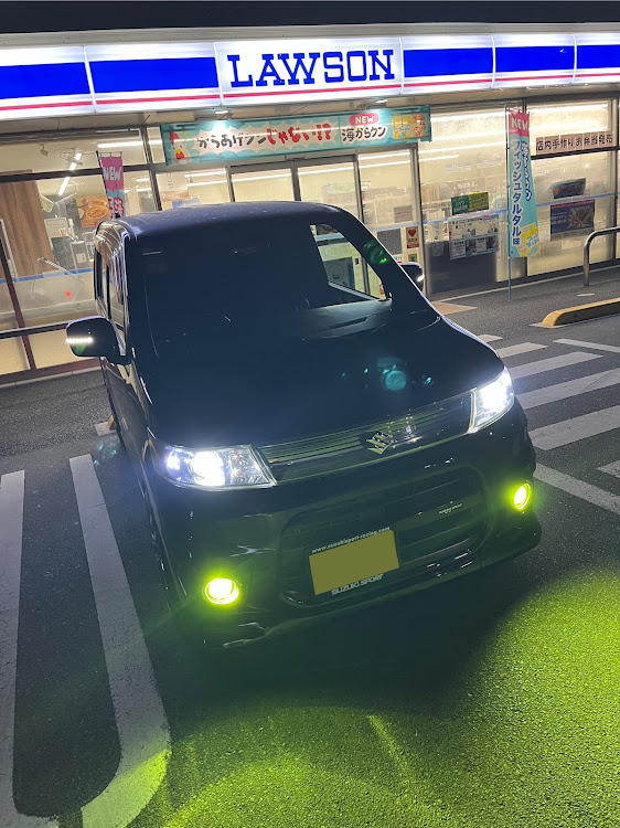 ワゴンRスティングレーのMH23S スティングレー・LEDリフレクター交換・洗車の頻度ってどのくらい？に関するカスタム事例の投稿画像1枚目