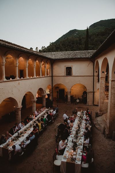 Fotografo di matrimoni Lucrezia Senserini (lucreziasenseri). Foto del 15 ottobre 2019