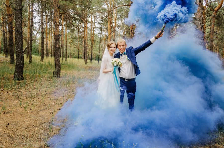 Fotografer pernikahan Elena Dorofeeva (helenaway). Foto tanggal 2 Maret 2016