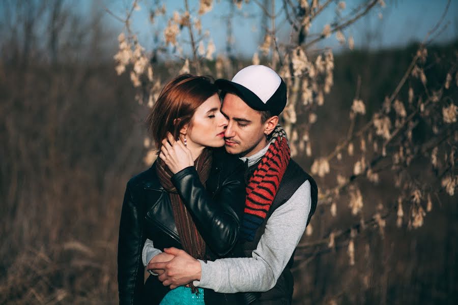 Fotógrafo de casamento Dima Sikorski (sikorsky). Foto de 8 de abril 2015