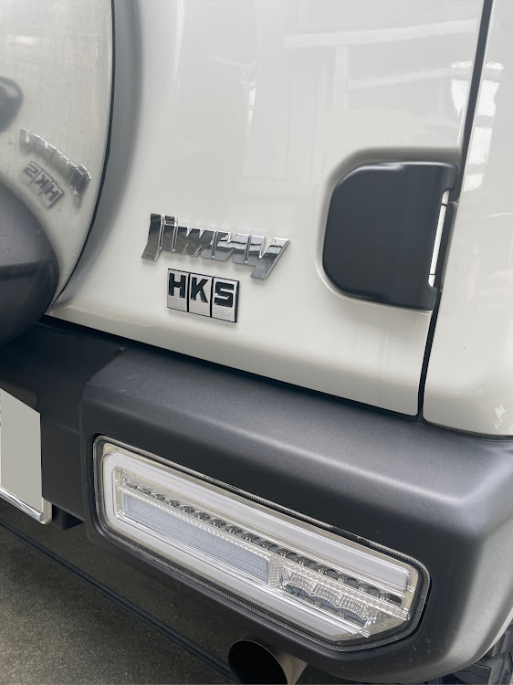ジムニーのjb64w ジムニー・バッジ・HKSに関するカスタム事例の投稿画像1枚目