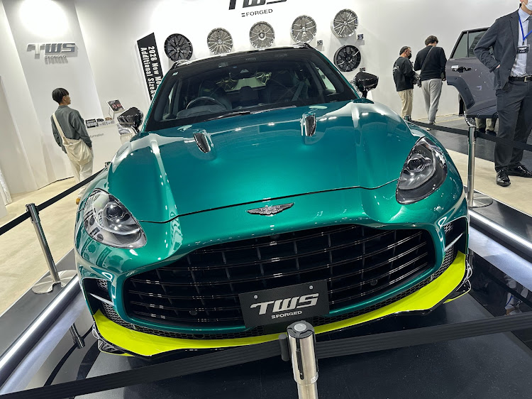 M2 クーペの大阪オートメッセ2026・GR GT・M2 CS・ベルベット・ブルー・キャンギャルに関するカスタム事例の投稿画像11枚目