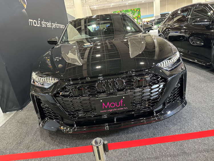 TT RS クーペの大阪オートメッセ2025・DBX・WALD・キャンギャル・CYBERJAPANに関するカスタム事例の投稿画像32枚目
