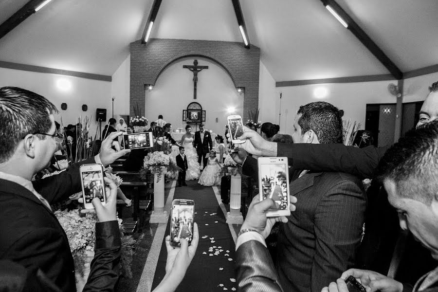 Wedding photographer Luis Arnez (arnez). Photo of 14 August 2015