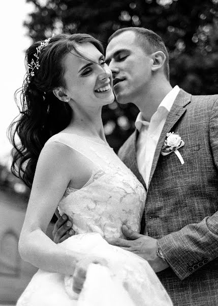 Fotografo di matrimoni Anastasiya Areschenko (ares). Foto del 12 giugno 2021