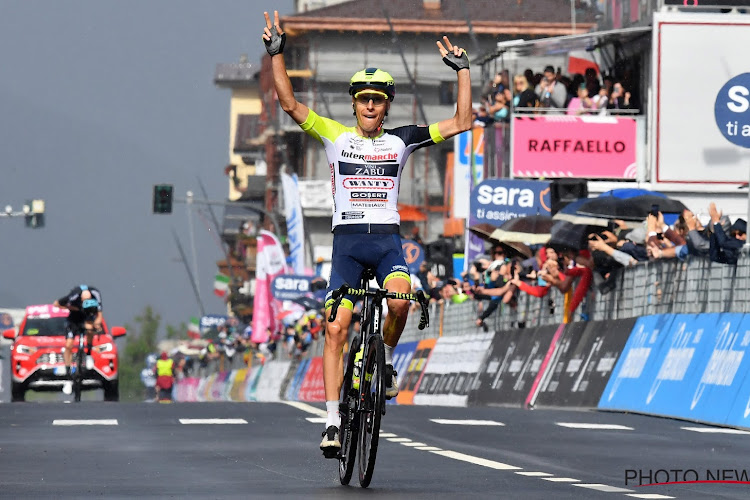 Een dag na zijn overwinning in Aprica eindigt Jan Hirt in Lavarone 3e