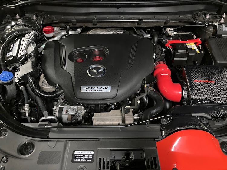 CX-5の自己満パーツ・バッテリークランプ・AutoExe・やめられないとまらない・目指せデモカーに関するカスタム事例の投稿画像3枚目