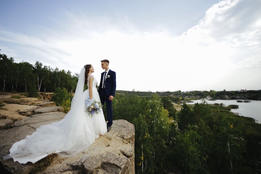 Fotógrafo de casamento Kseniya Romanova (romanovakseniya). Foto de 12 de outubro 2017