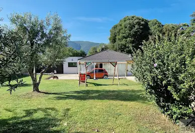 Villa avec piscine et terrasse 10