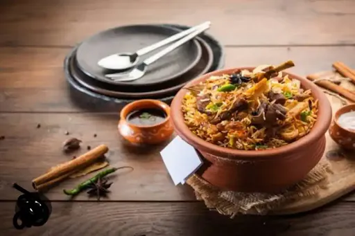 Kolkata Mutton Biryani (2 Pieces)