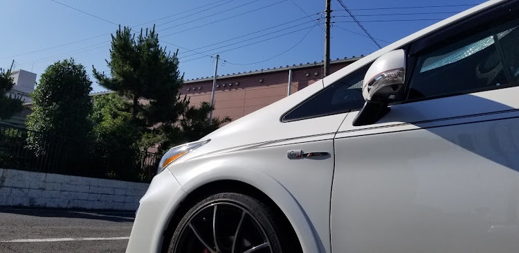 プリウス G'sのピーカン・洗車したいに関するカスタム事例の投稿画像1枚目