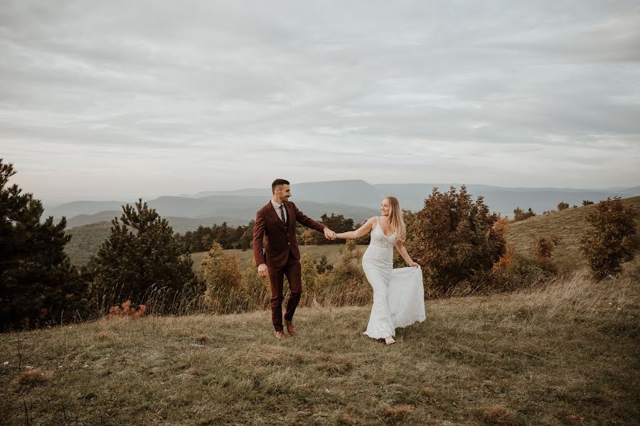 Wedding photographer Nikolett Sebestyén (nexiartphoto). Photo of 12 February 2023