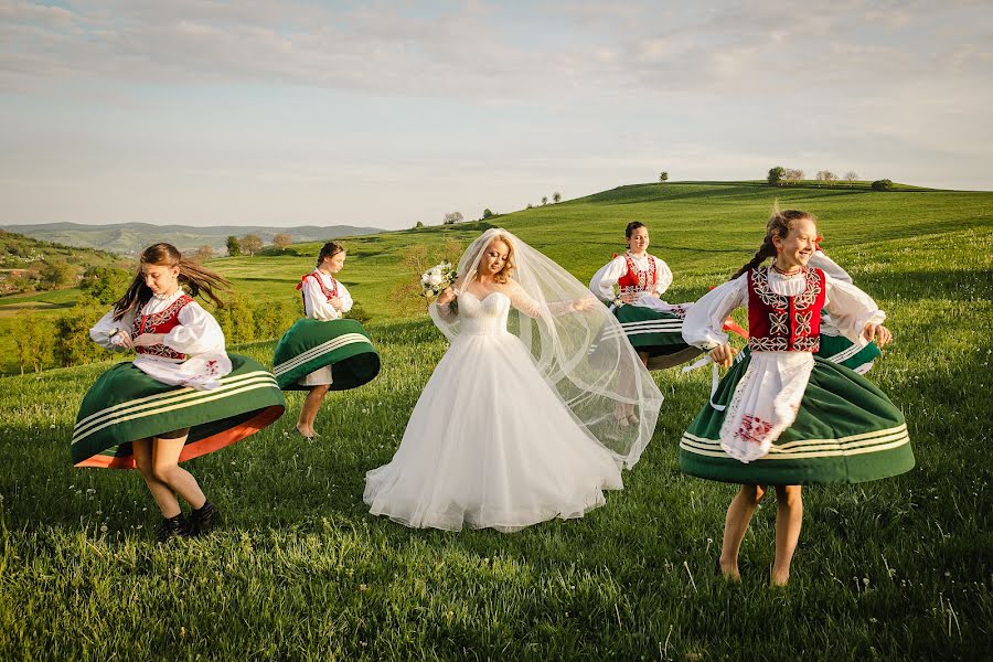 Photographe de mariage Nóra Rád (noriart). Photo du 30 septembre 2023