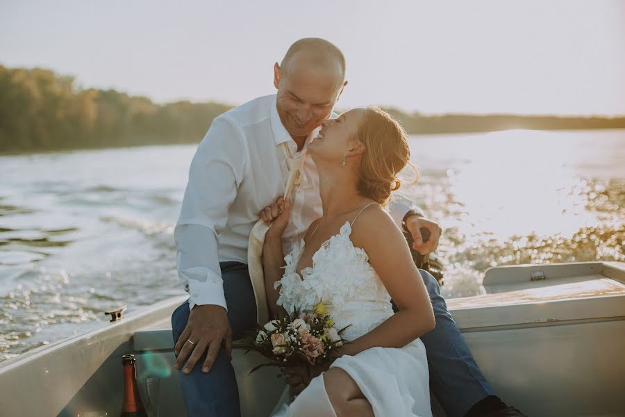 Fotografo di matrimoni Adrienn Fekete-Pálfi (audrey). Foto del 7 gennaio 2020