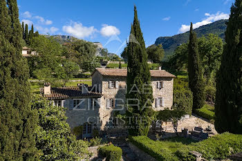 villa à Le Bar-sur-Loup (06)