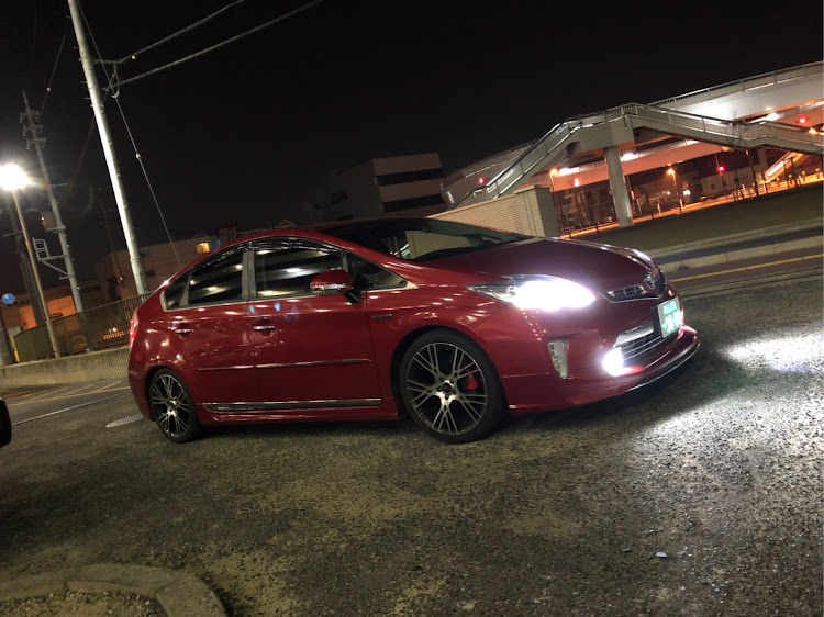 プリウスのPRIUS90ooさんが投稿したカスタム事例の投稿画像1枚目
