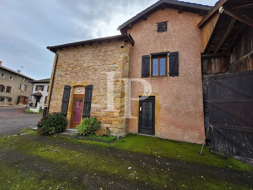 Vente maison 5 pièces 131.06 m² à La Bénisson-Dieu (42720), 160 000 €