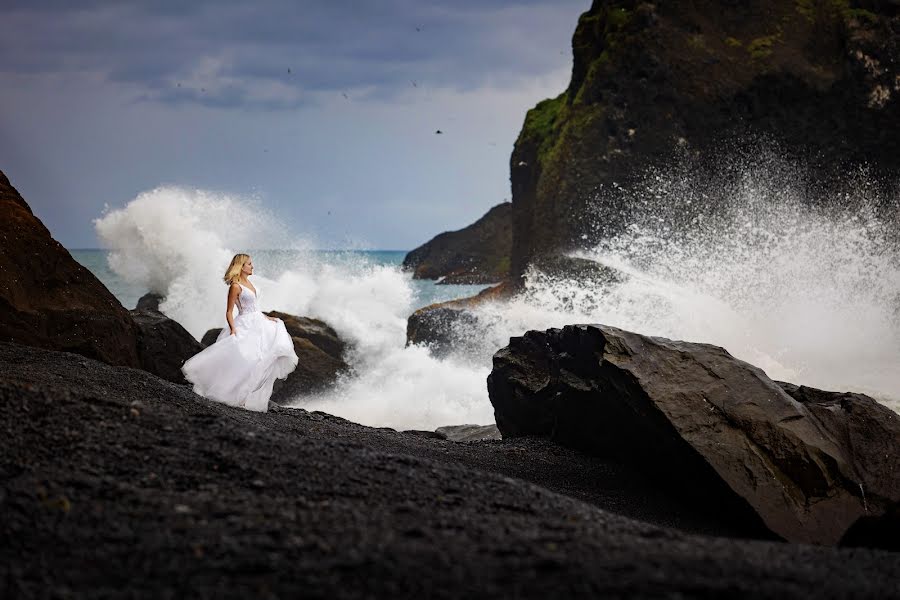 Fotografo di matrimoni Konrad Żurawski (konradzurawski). Foto del 9 ottobre 2021