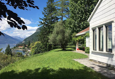 Villa avec piscine et jardin 7