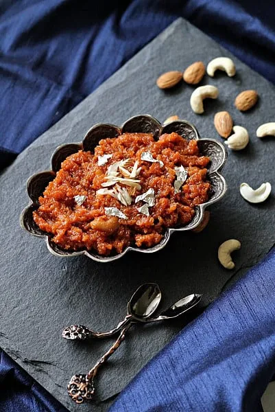 Desi Ghee Gajar Ka Halwa [m-15