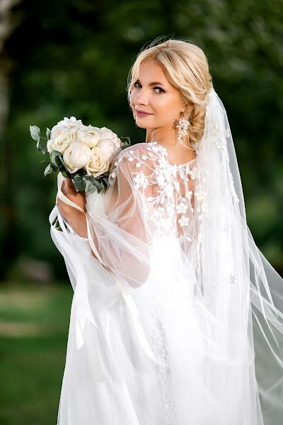 Wedding photographer Valeriya Ezerskaya (ezerskayalera). Photo of 12 February